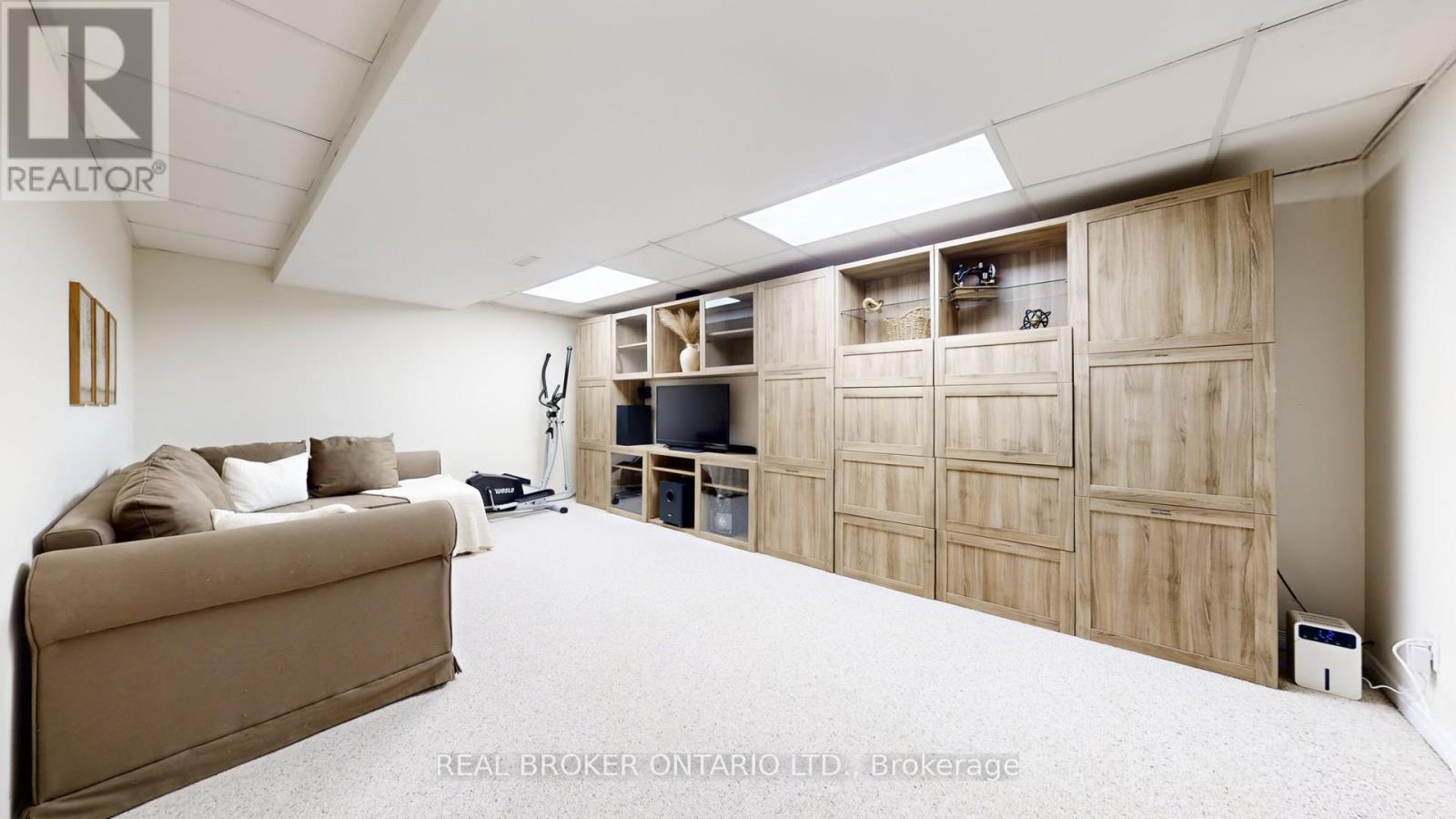 12 Woodglen Way, Markham, Ontario  L3R 3A8 - Photo 18 - N13029036