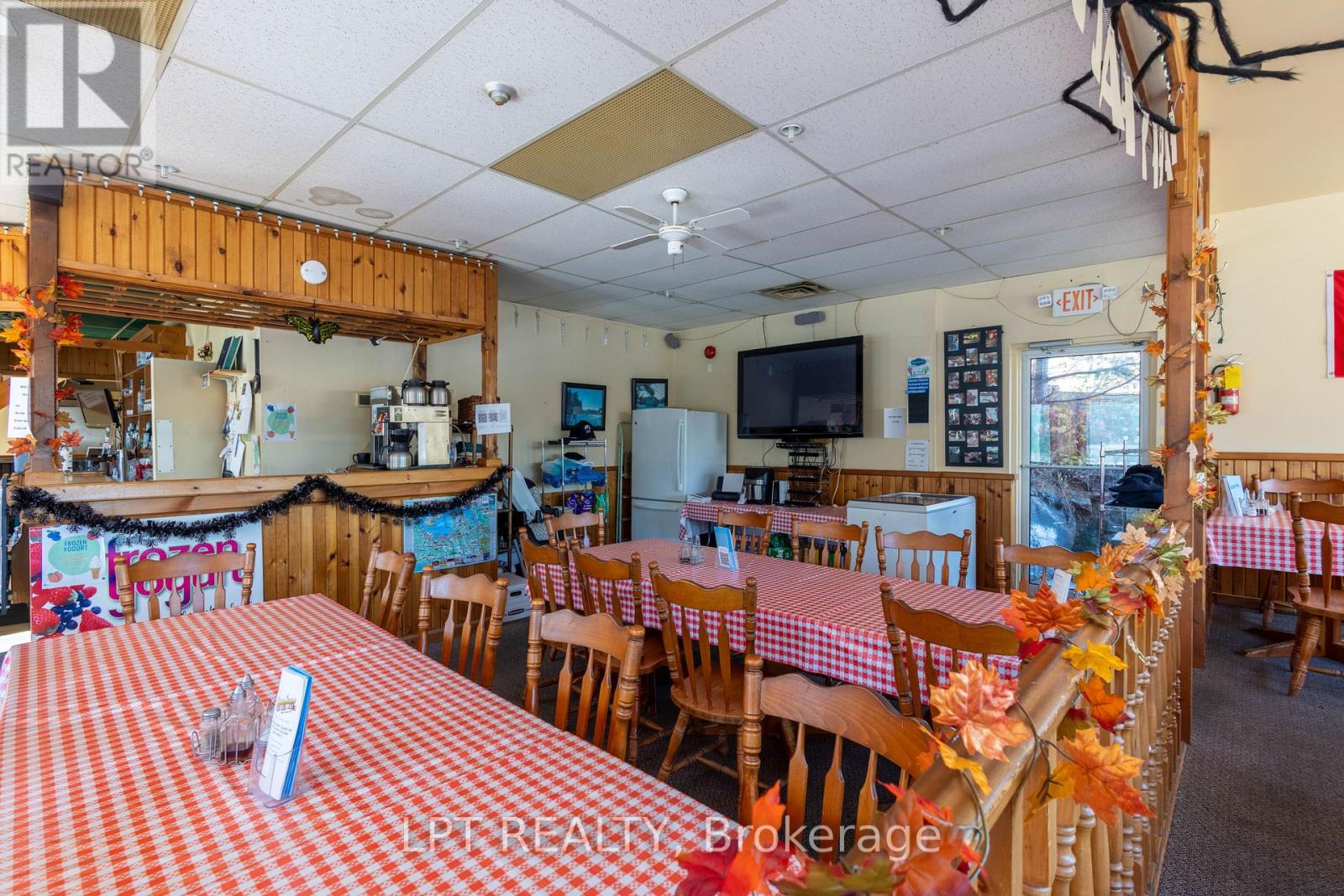 1726 Earl Haid Avenue, Severn (Coldwater), Ontario  L0K 1E0 - Photo 18 - S13028968