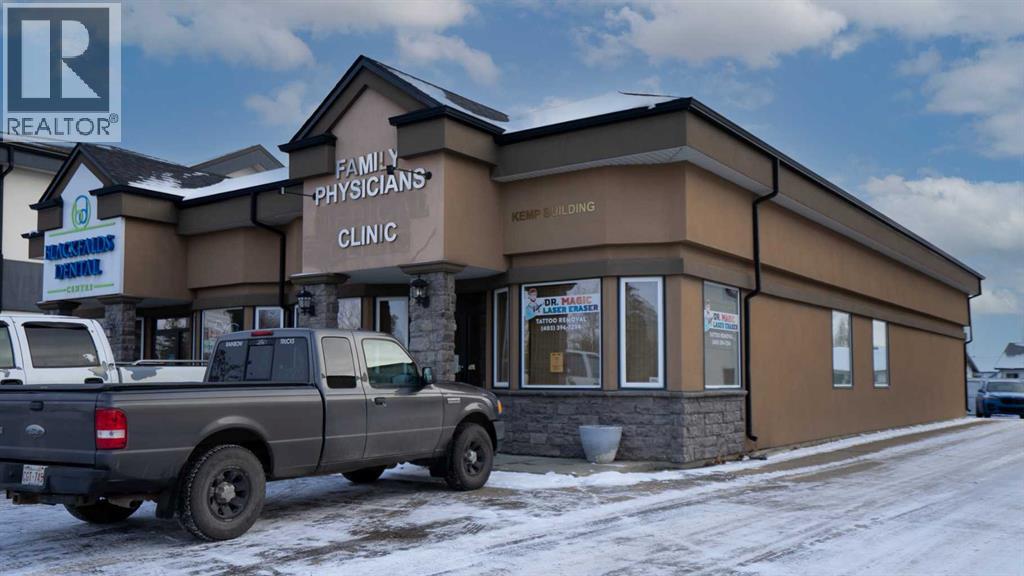 1, 5021 Parkwood Road, Blackfalds, Alberta  T0M 0J0 - Photo 2 - A2274717