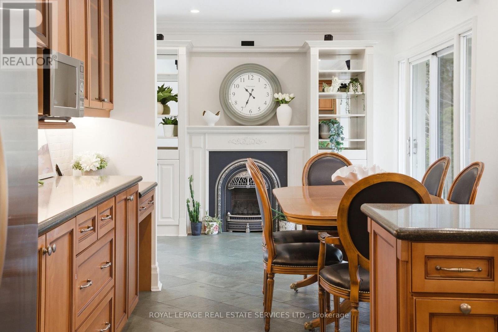 21 Princess Anne Crescent, Toronto, Ontario  M9A 2N9 - Photo 12 - W13028872