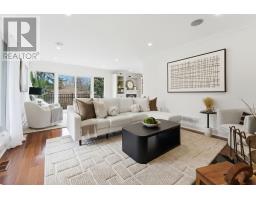 21 PRINCESS ANNE CRESCENT, Toronto, Ontario