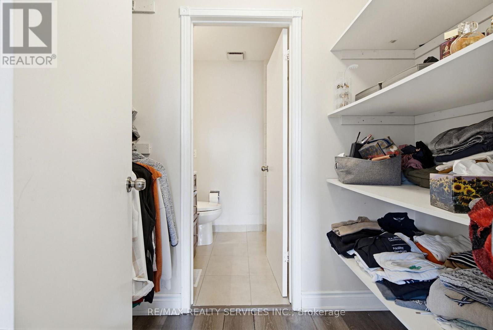 2545 Folkway Drive, Mississauga, Ontario  L5L 2J9 - Photo 26 - W13028878