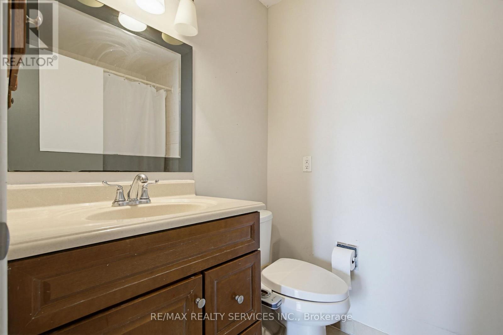 2545 Folkway Drive, Mississauga, Ontario  L5L 2J9 - Photo 27 - W13028878