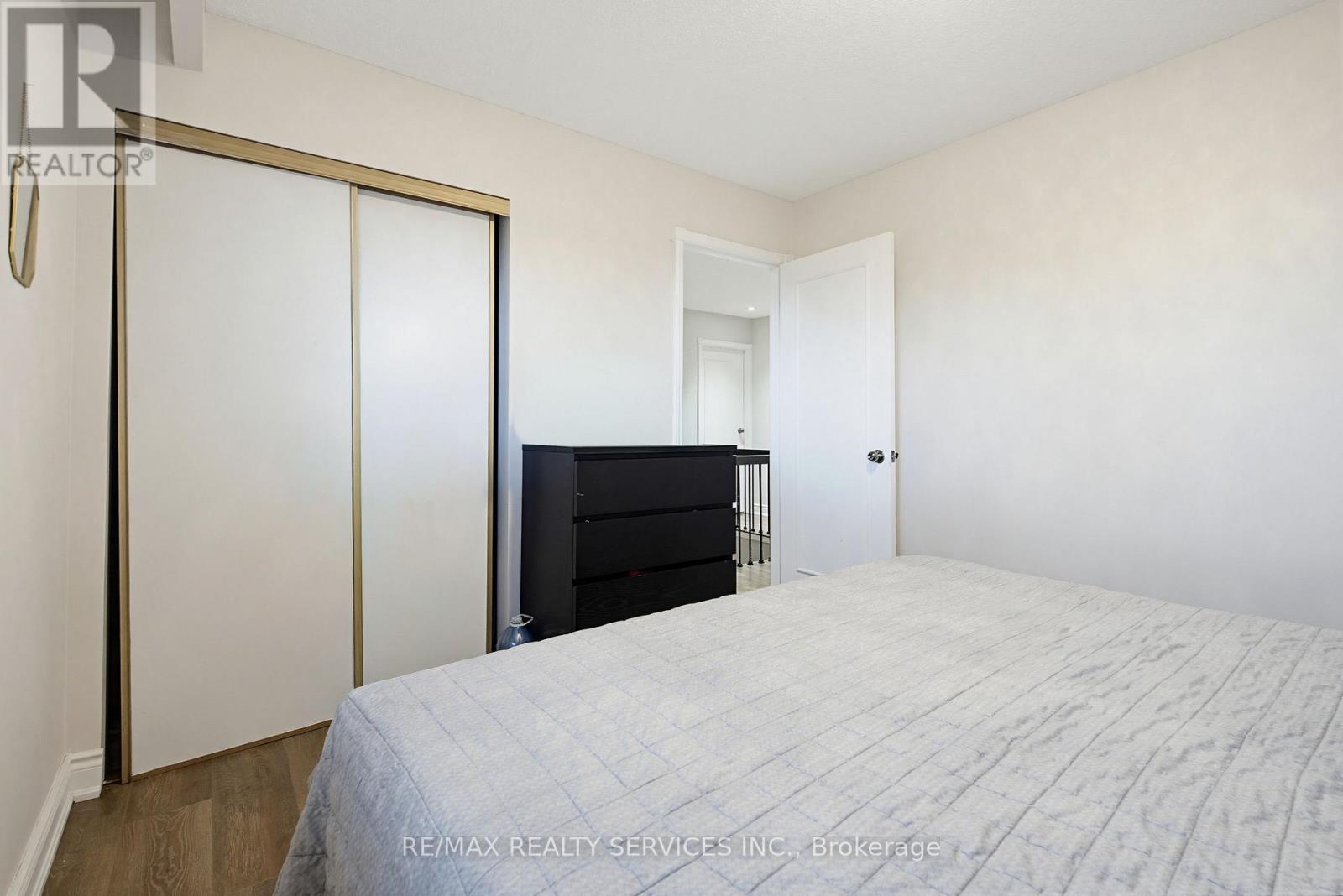 2545 Folkway Drive, Mississauga, Ontario  L5L 2J9 - Photo 30 - W13028878