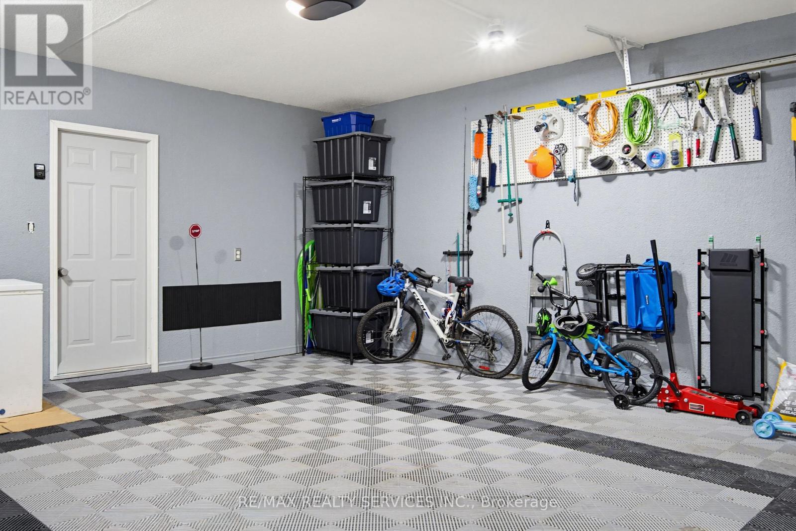 2545 Folkway Drive, Mississauga, Ontario  L5L 2J9 - Photo 46 - W13028878