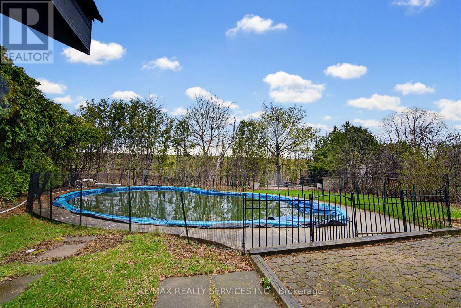 2545 Folkway Drive, Mississauga, Ontario  L5L 2J9 - Photo 47 - W13028878