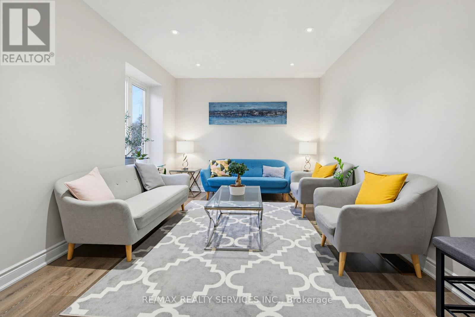 2545 Folkway Drive, Mississauga, Ontario  L5L 2J9 - Photo 9 - W13028878