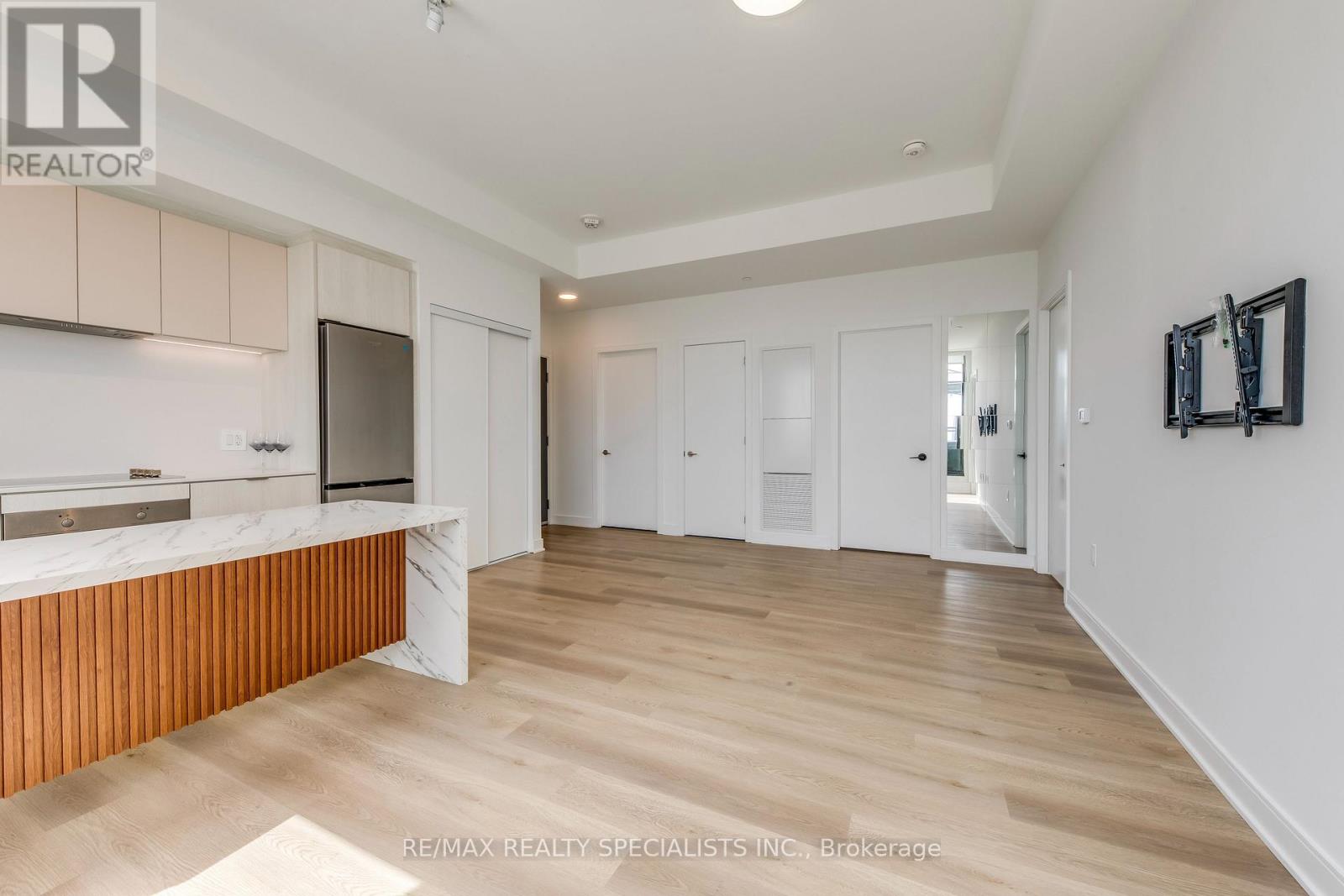 1711 - 86 Dundas Street E, Mississauga, Ontario  L5A 1W4 - Photo 11 - W13028914