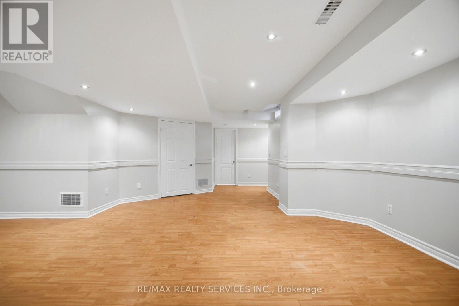 17 Donherb Crescent, Caledon, Ontario  L7C 1E3 - Photo 43 - W13028938