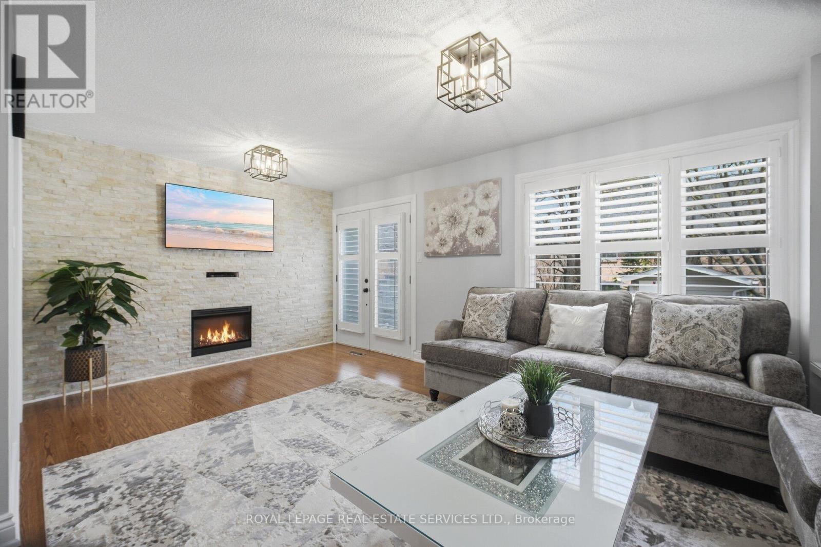 4679 Drakestone Crescent, Mississauga, Ontario  L5R 1K7 - Photo 10 - W13028956