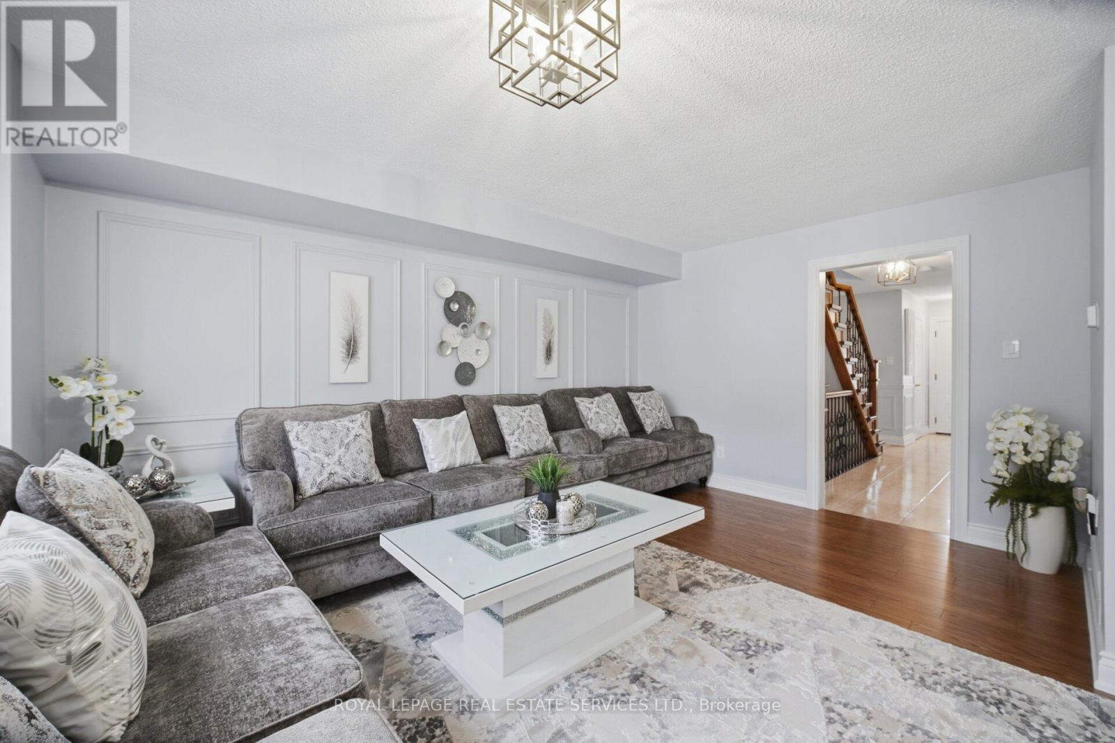 4679 Drakestone Crescent, Mississauga, Ontario  L5R 1K7 - Photo 12 - W13028956