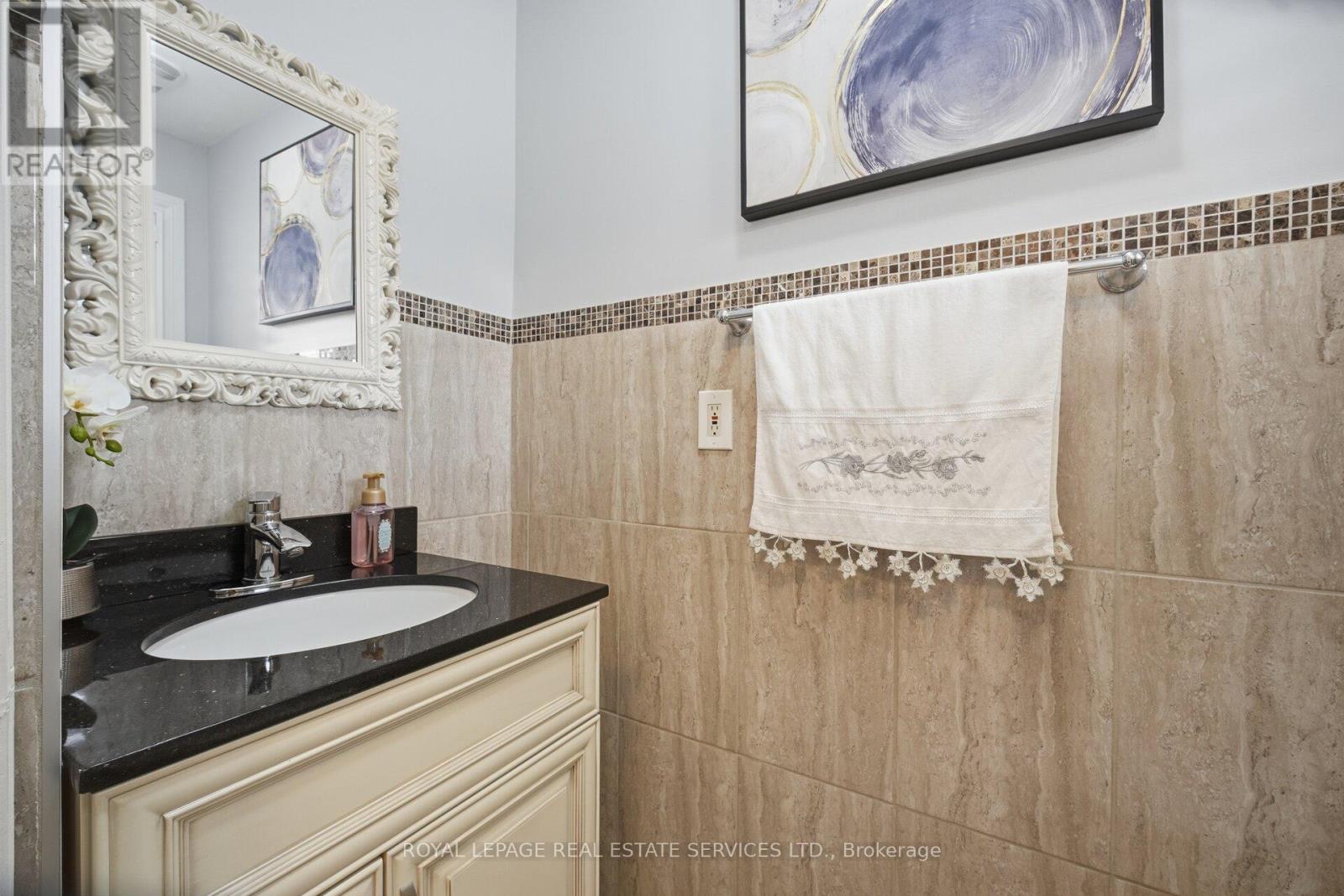 4679 Drakestone Crescent, Mississauga, Ontario  L5R 1K7 - Photo 22 - W13028956