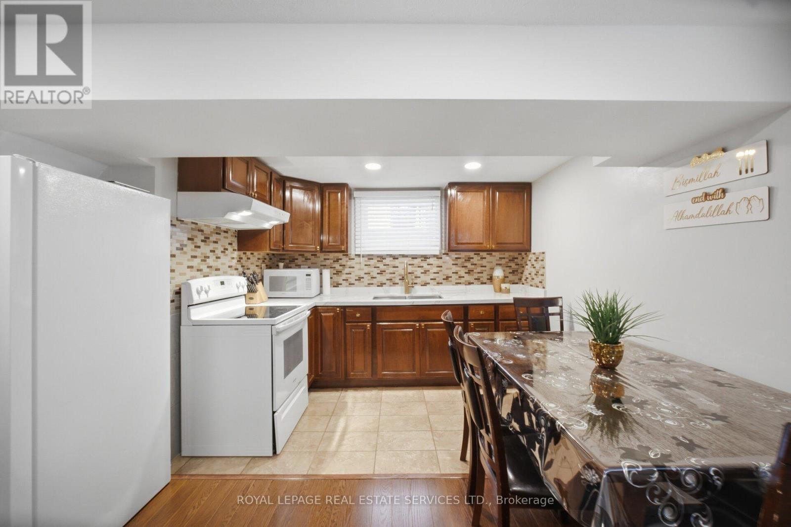 4679 Drakestone Crescent, Mississauga, Ontario  L5R 1K7 - Photo 25 - W13028956