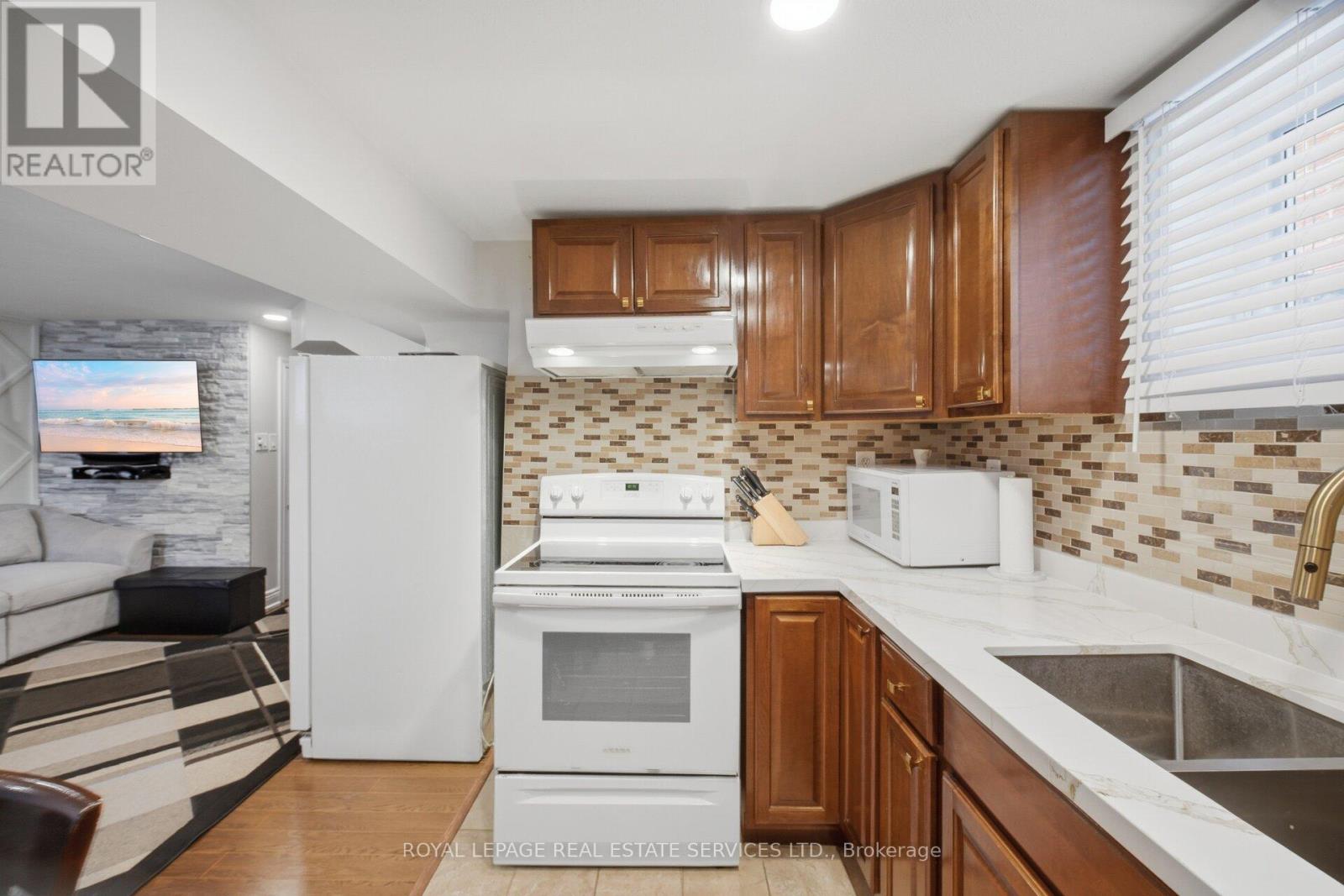 4679 Drakestone Crescent, Mississauga, Ontario  L5R 1K7 - Photo 26 - W13028956