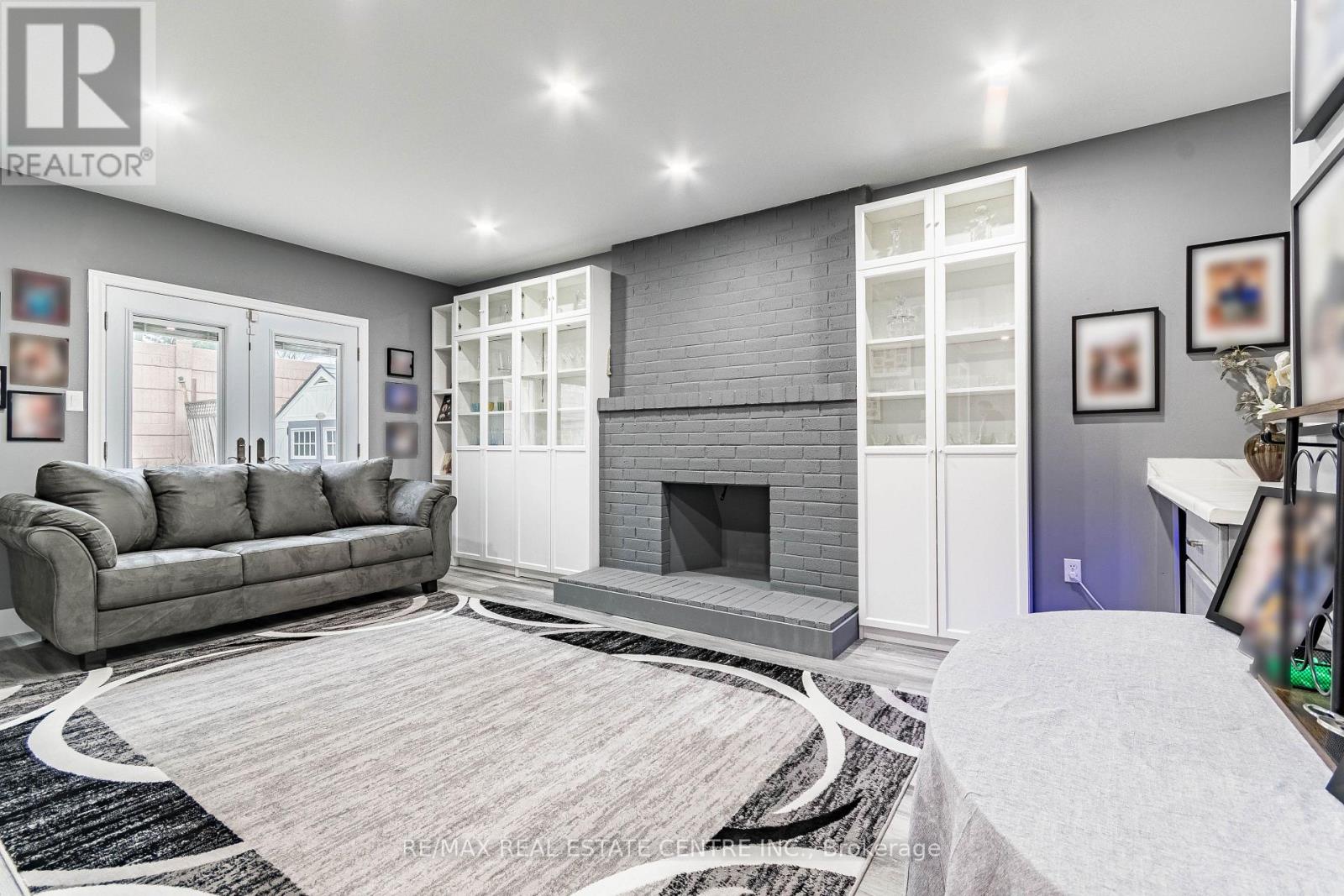 339 Parklane Road, Oakville, Ontario  L6H 4J4 - Photo 10 - W13028978