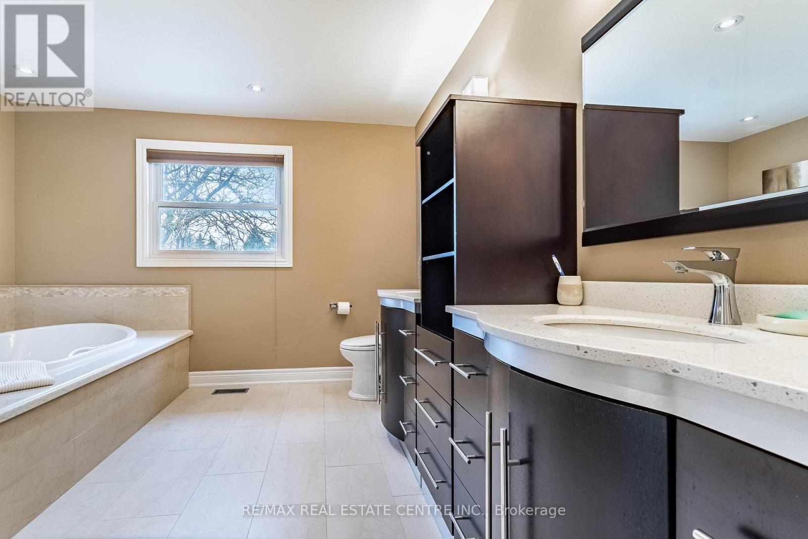 339 Parklane Road, Oakville, Ontario  L6H 4J4 - Photo 30 - W13028978