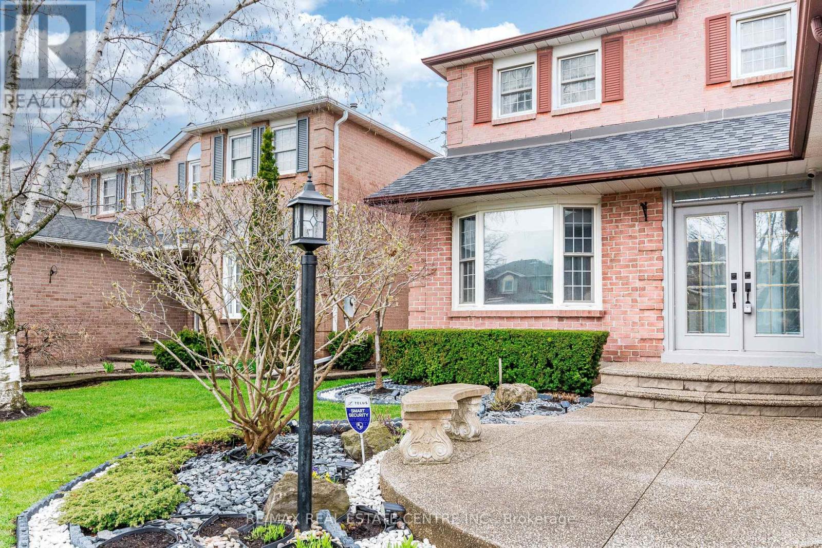 339 Parklane Road, Oakville, Ontario  L6H 4J4 - Photo 43 - W13028978