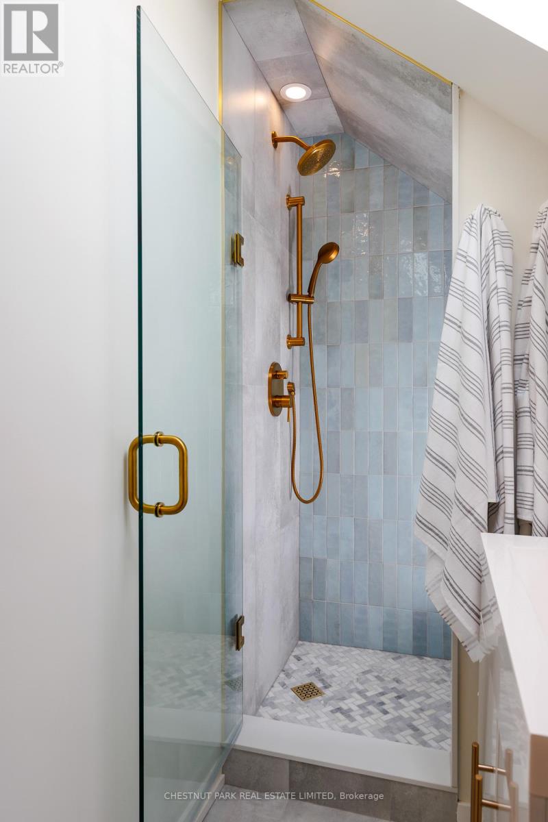 179 Glendonwynne Road, Toronto, Ontario  M6P 3E8 - Photo 28 - W13029014