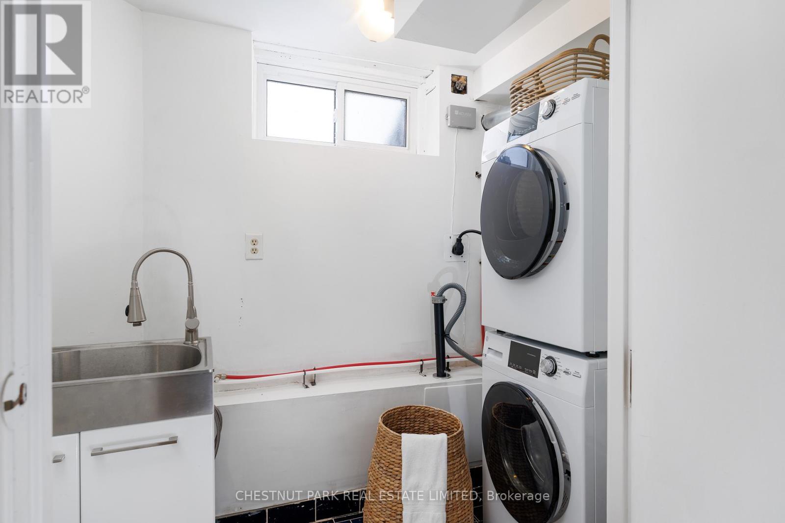 179 Glendonwynne Road, Toronto, Ontario  M6P 3E8 - Photo 35 - W13029014