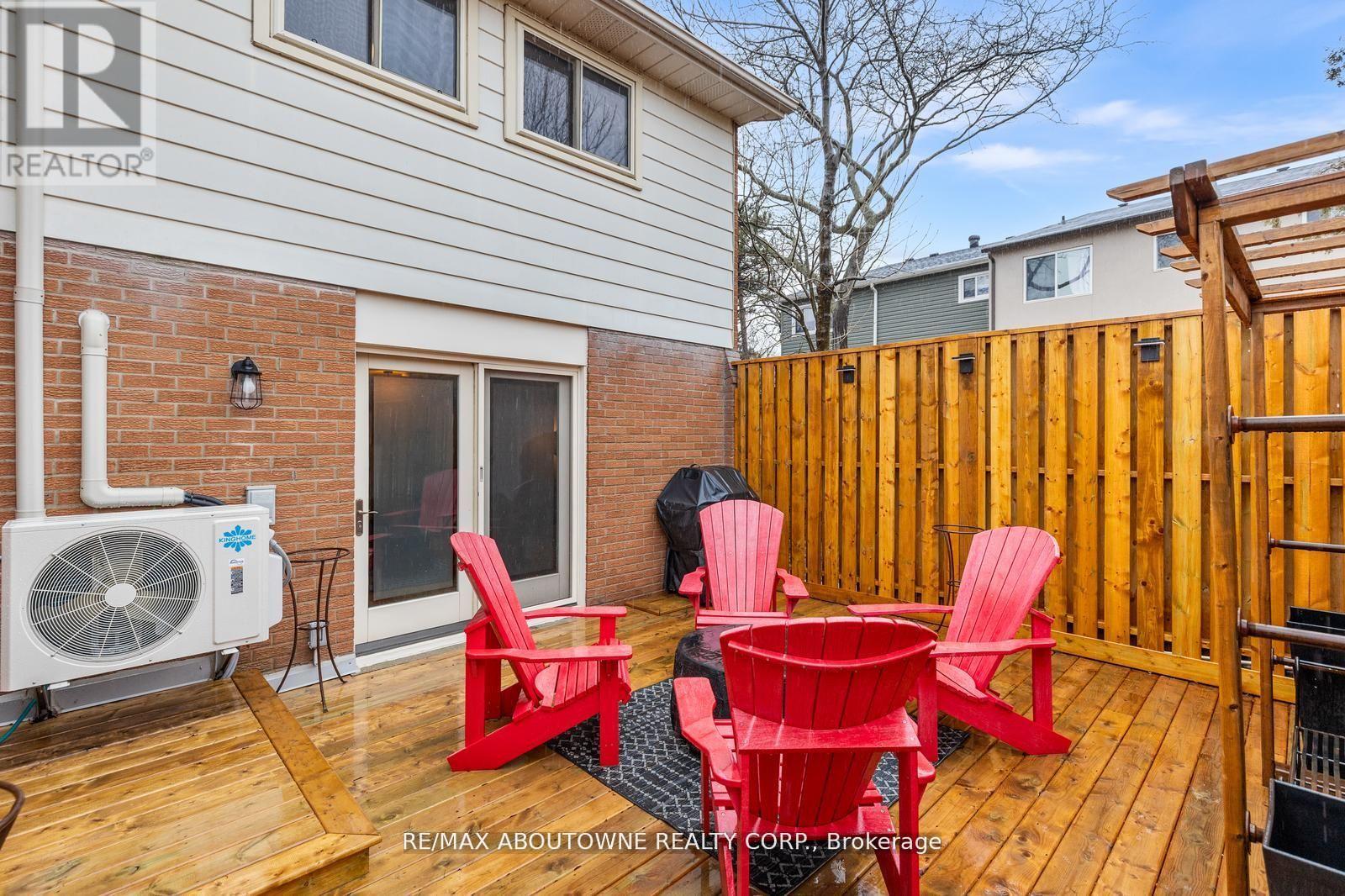 71 Sarah Lane, Oakville, Ontario  L6L 3V2 - Photo 30 - W13029064