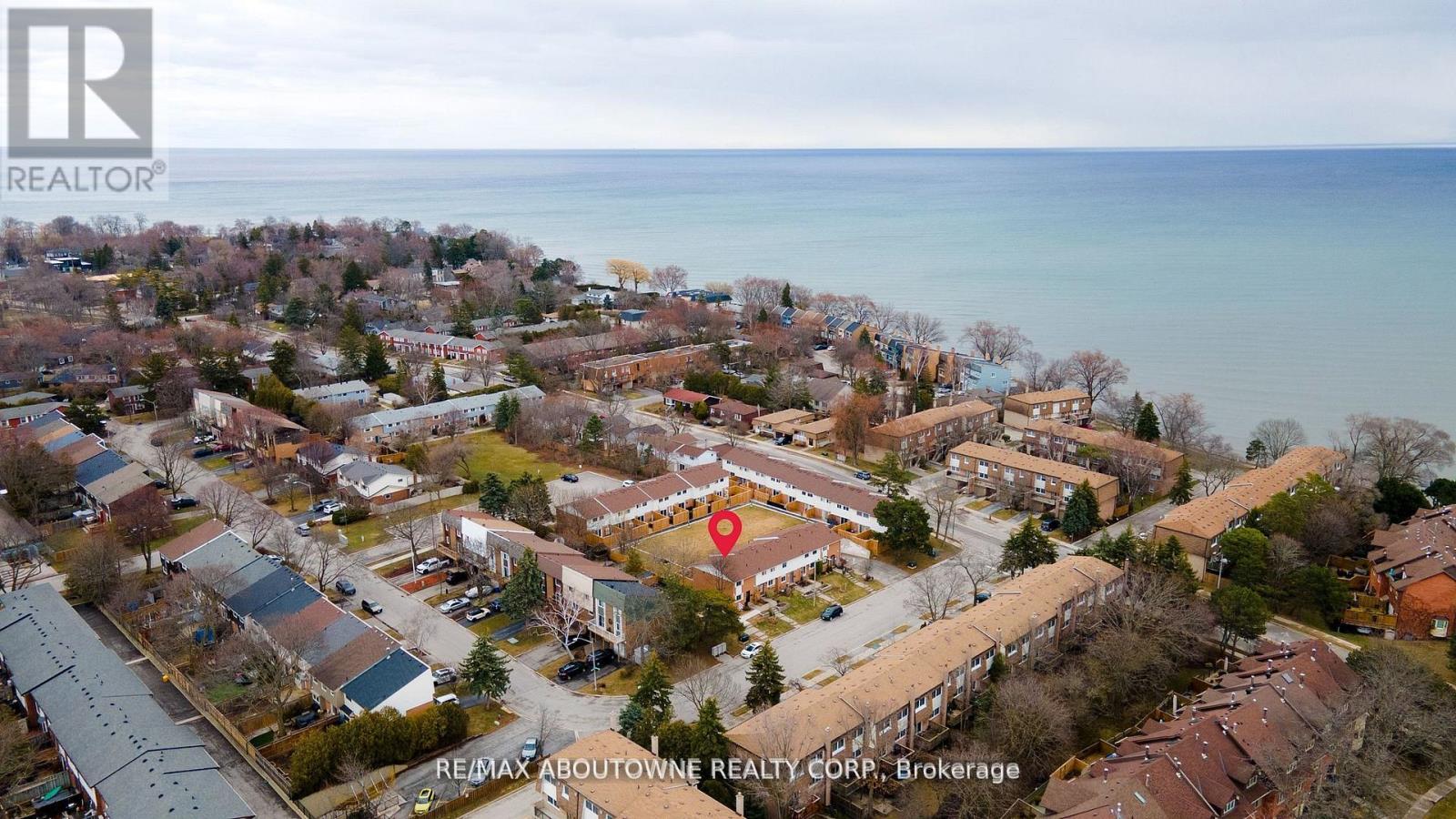 71 Sarah Lane, Oakville, Ontario  L6L 3V2 - Photo 35 - W13029064