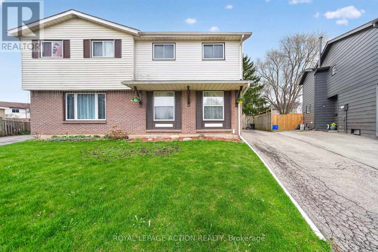 34 ENFIELD CRESCENT, Brantford, Ontario