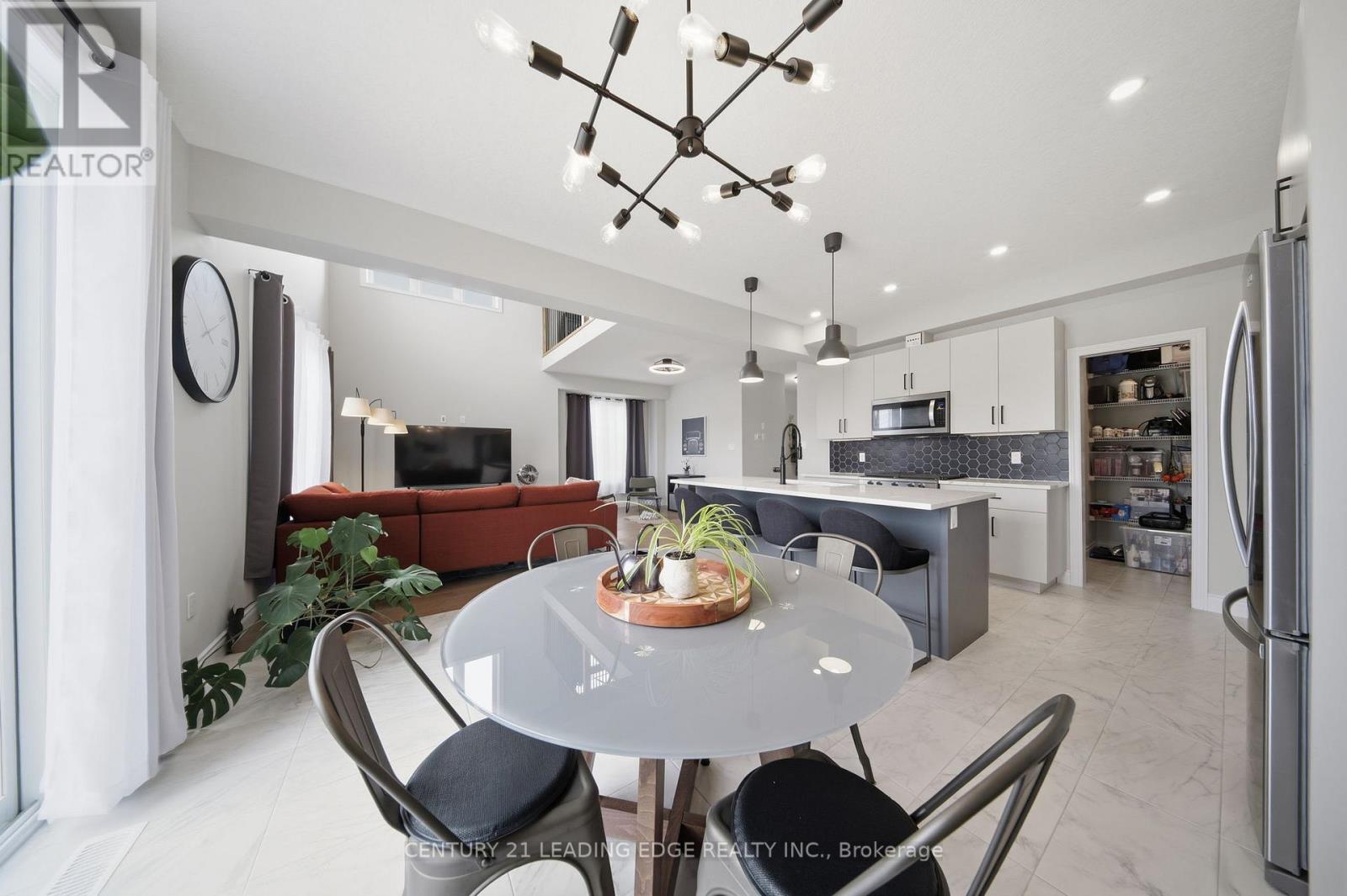 1 Hamilton Lane, East Luther Grand Valley, Ontario  L9W 7R9 - Photo 14 - X13029062