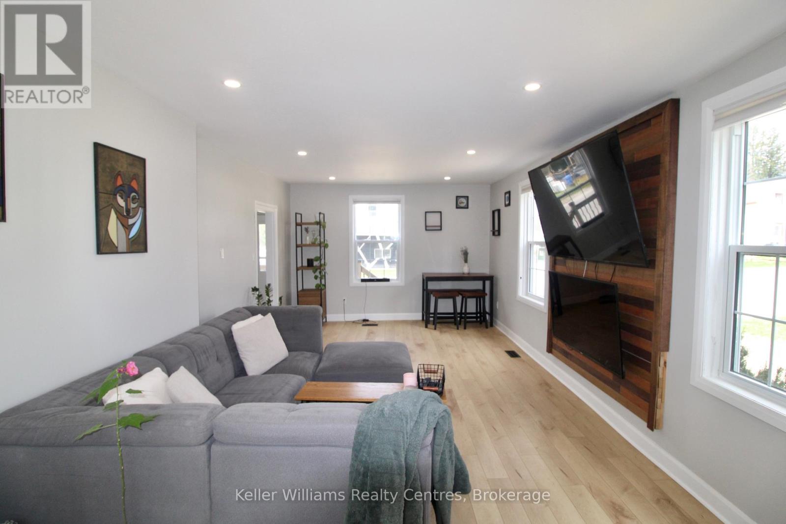 714 Queen Street, West Grey, Ontario  N0G 2M0 - Photo 14 - X13027846