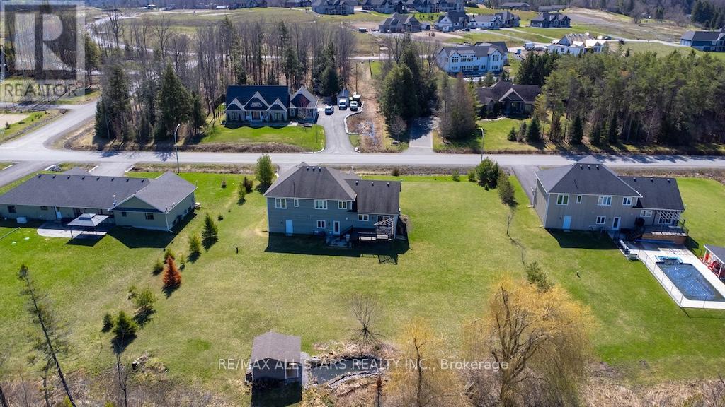 15 Rustlewood Avenue, Kawartha Lakes, Ontario  L0A 1A0 - Photo 36 - X12698584