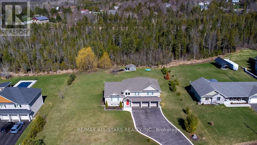 15 Rustlewood Avenue, Kawartha Lakes, Ontario  L0A 1A0 - Photo 35 - X12698584