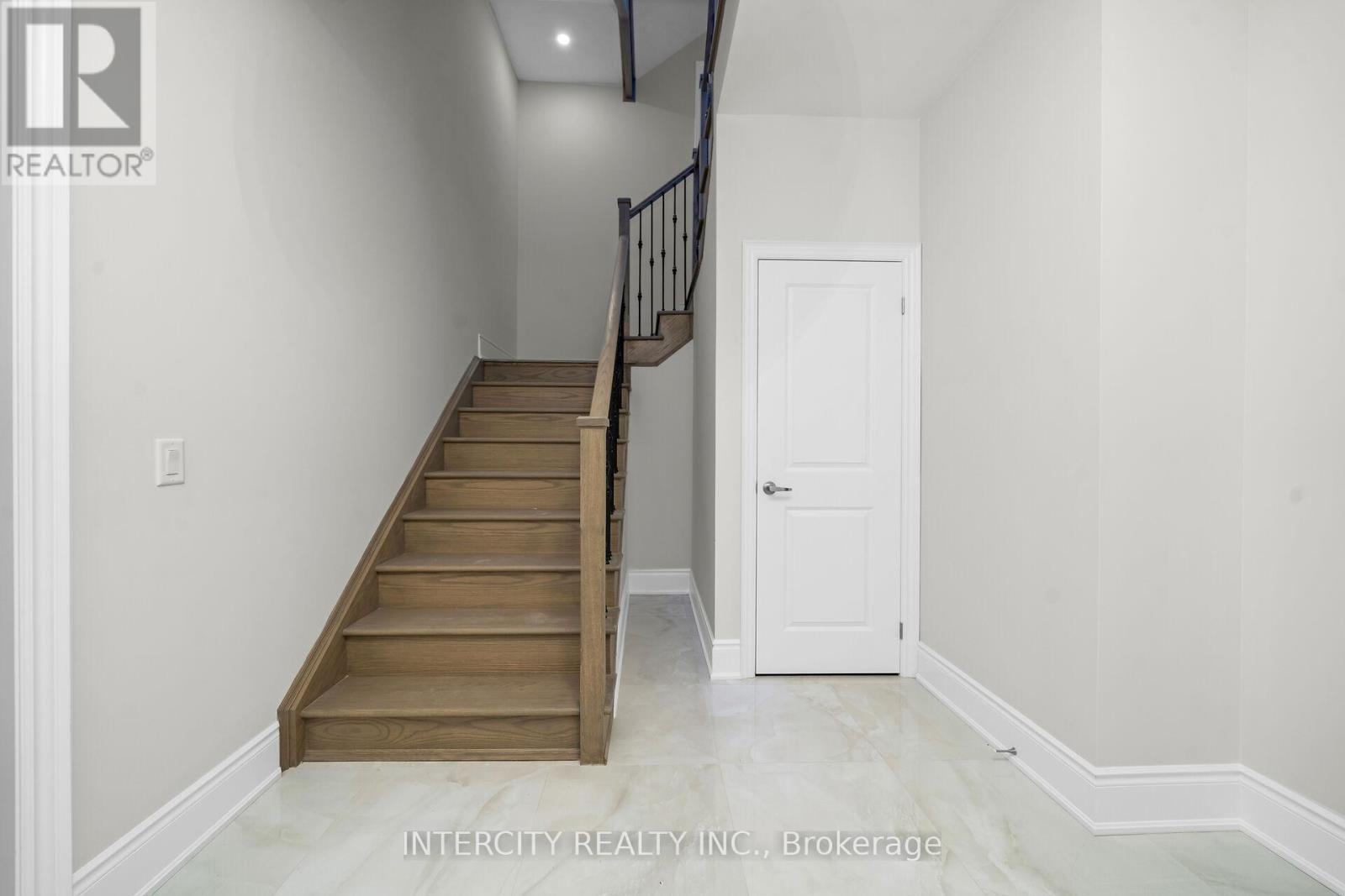 Lot 23n - 20 Saxby Farm Avenue, King, Ontario  L7B 0T2 - Photo 49 - N12743676