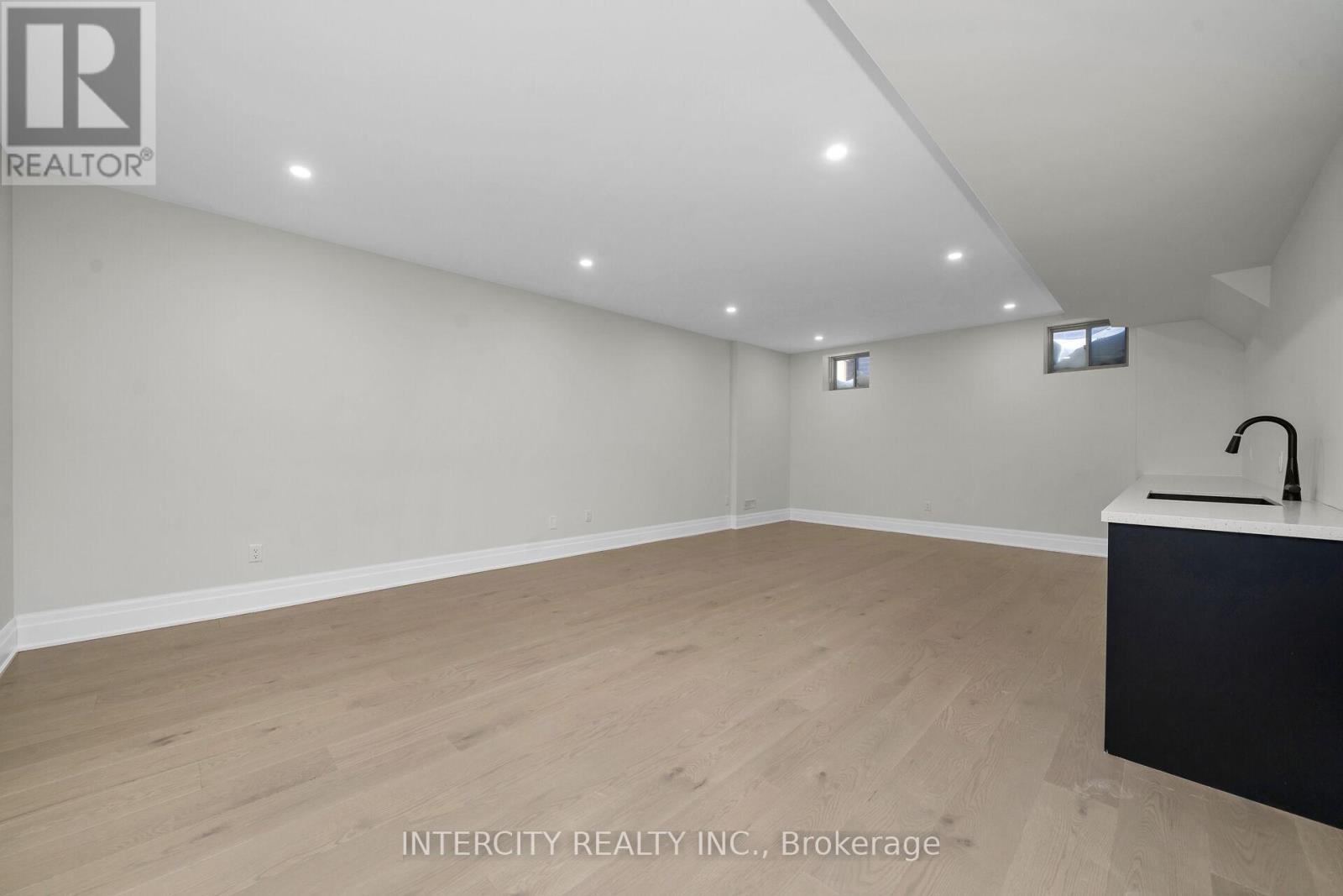 8 Heart Lake Circle, King, Ontario  L7B 0T1 - Photo 43 - N12759212