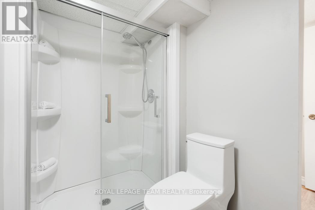15 Overlake Drive, Ottawa, Ontario  K2E 5V2 - Photo 35 - X12920036