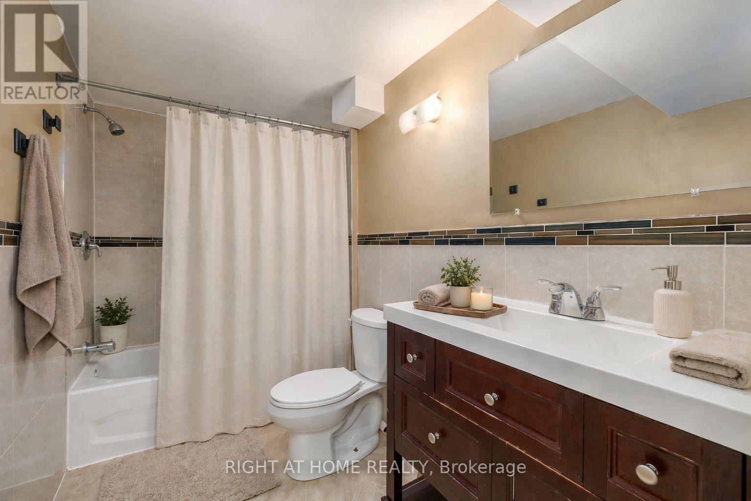 322 Jasper Avenue, Oshawa, Ontario  L1J 1L5 - Photo 21 - E13029178