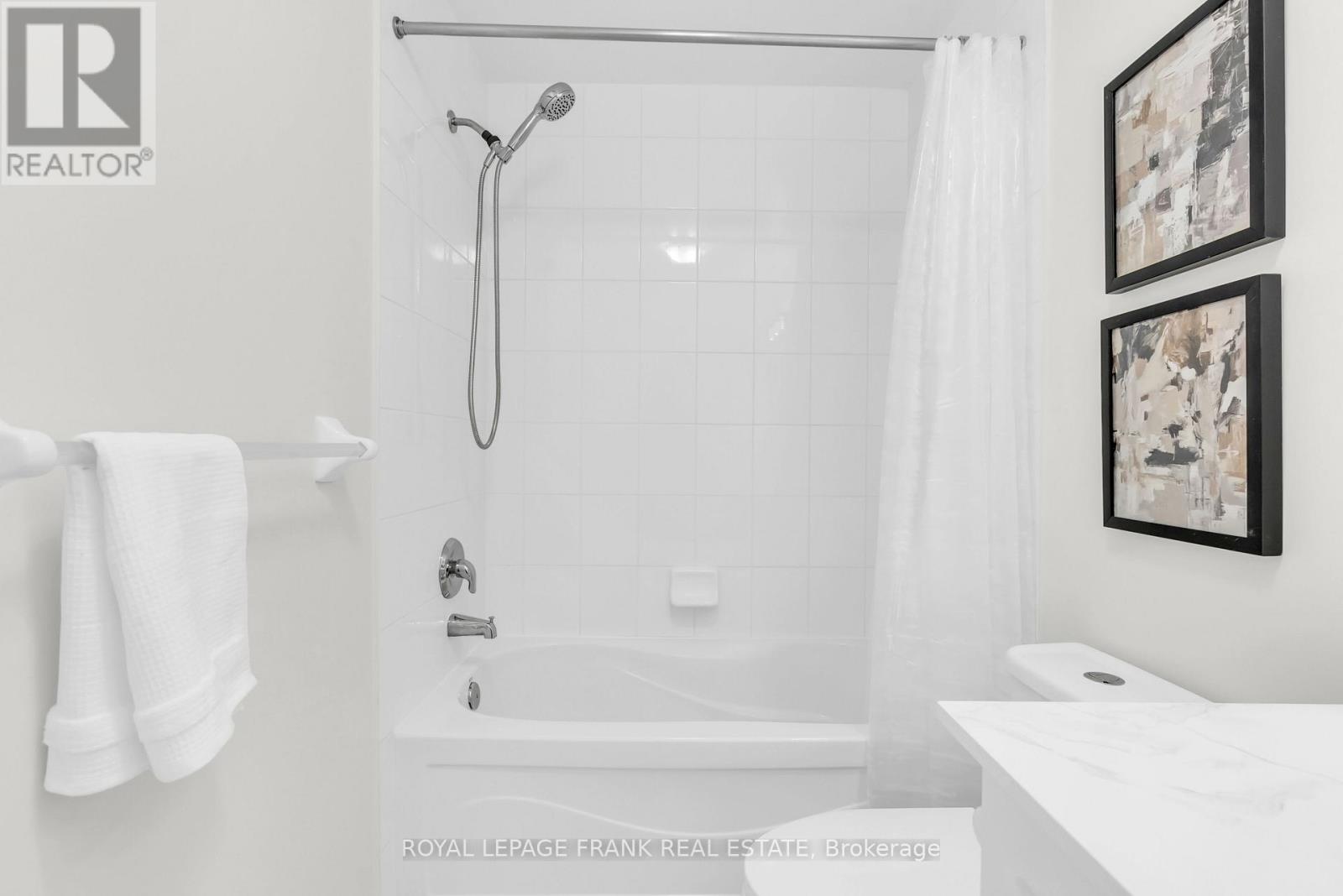 58 Decourcy-Ireland Circle, Ajax, Ontario  L1T 0K6 - Photo 38 - E13029308