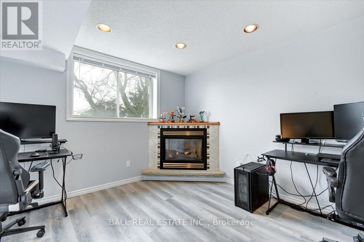 27 Blackstone Court, East Gwillimbury, Ontario  L9N 1C2 - Photo 31 - N13029156