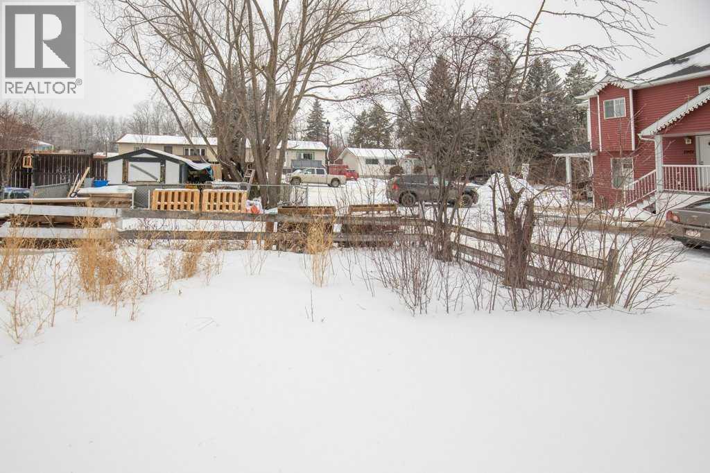 5242 50 Avenue, Sylvan Lake, Alberta  T4S 1E7 - Photo 6 - A2289976