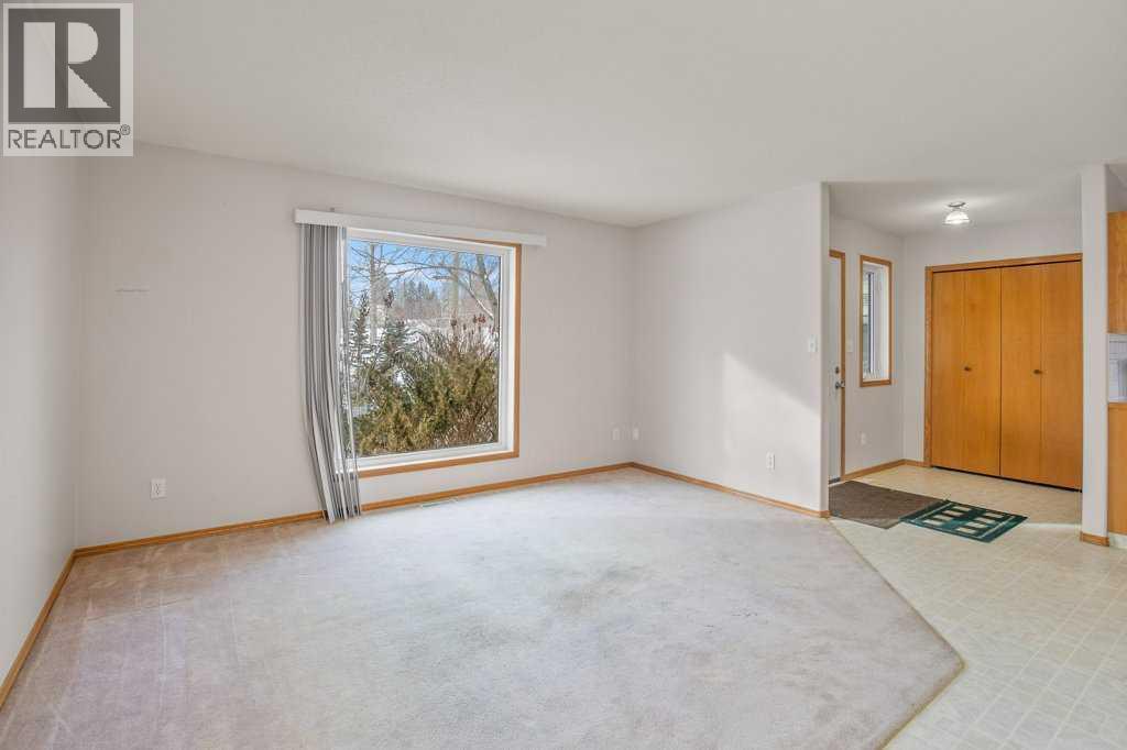 5242 50 Avenue, Sylvan Lake, Alberta  T4S 1E7 - Photo 13 - A2289976