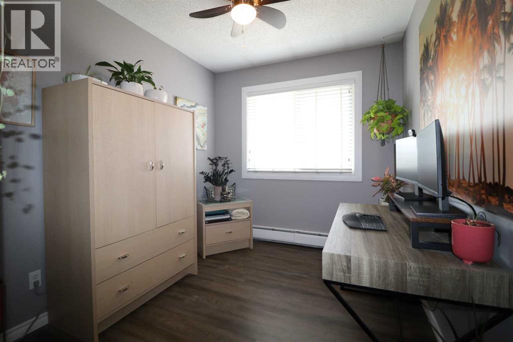 8, 1739 St Edward Boulevard N, Lethbridge, Alberta  T1H 1X2 - Photo 18 - A2298565