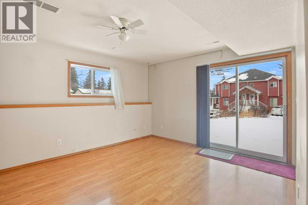 5242 50 Avenue, Sylvan Lake, Alberta  T4S 1E7 - Photo 21 - A2289976