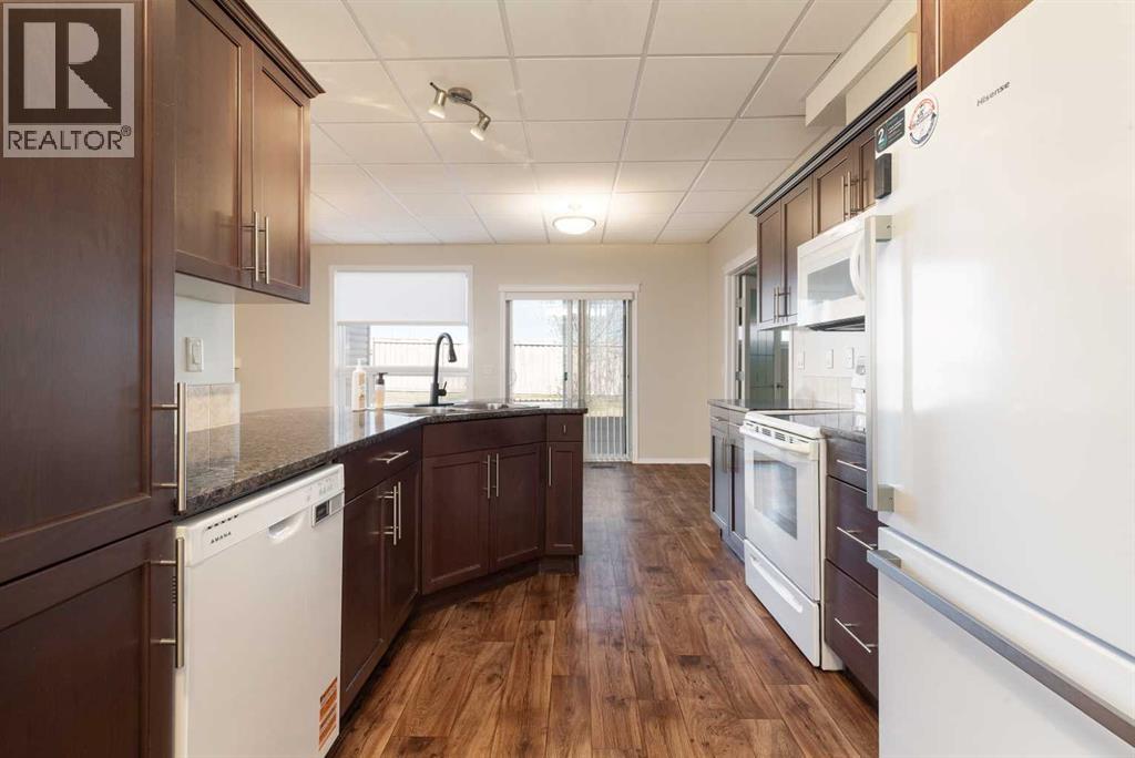 31, 47 Keystone Terrace W, Lethbridge, Alberta  T1J 5B8 - Photo 6 - A2303566