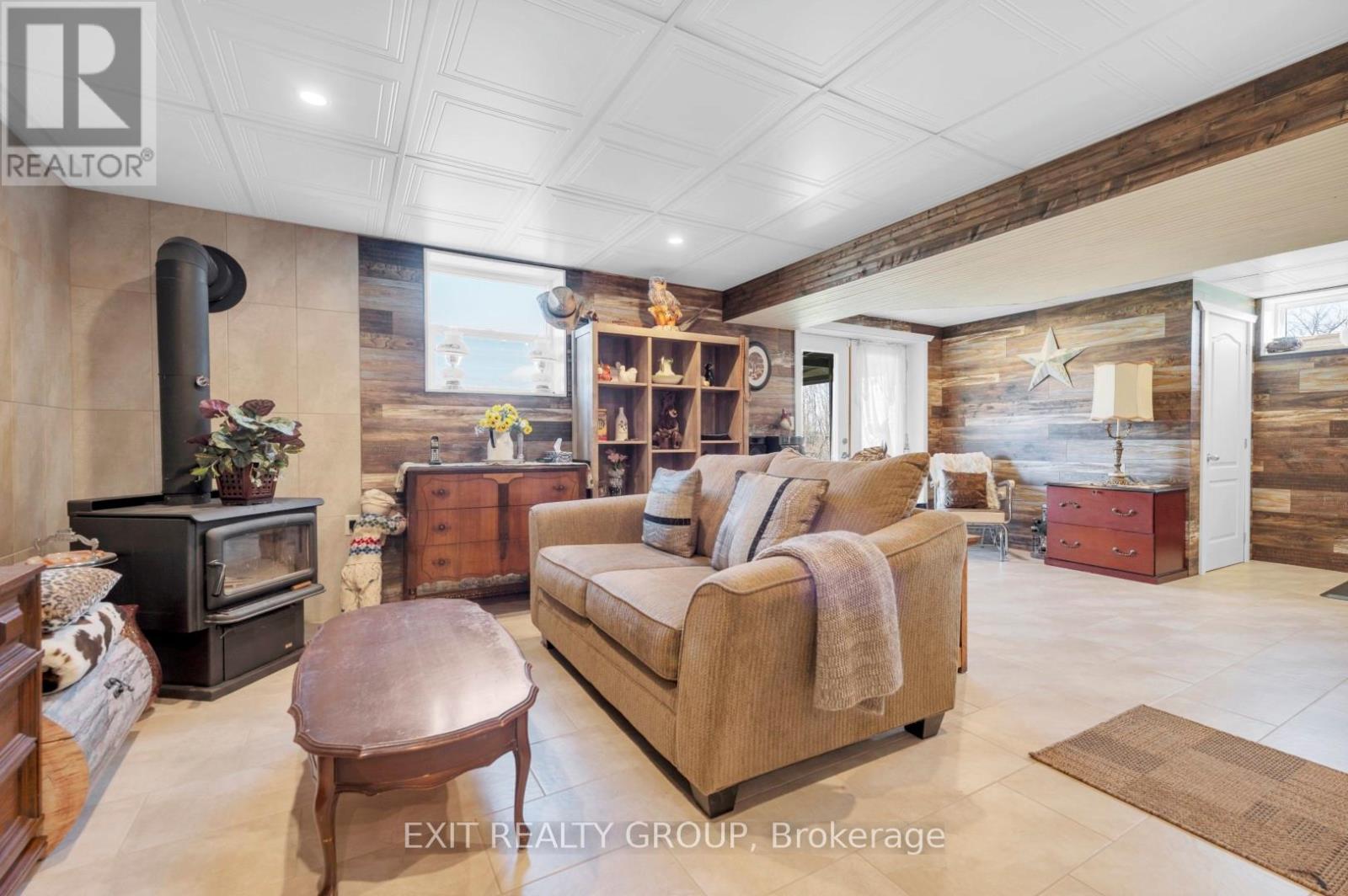 1690 Wallbridge Loyalist Road, Quinte West (Sidney Ward), Ontario  K8N 4Z5 - Photo 22 - X13029322