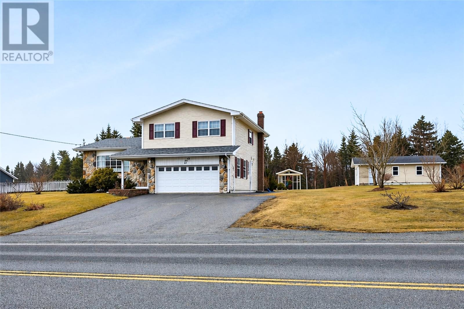 203 Thorburn Road, St. John's, Newfoundland & Labrador  A1B 4P8 - Photo 2 - 1296424