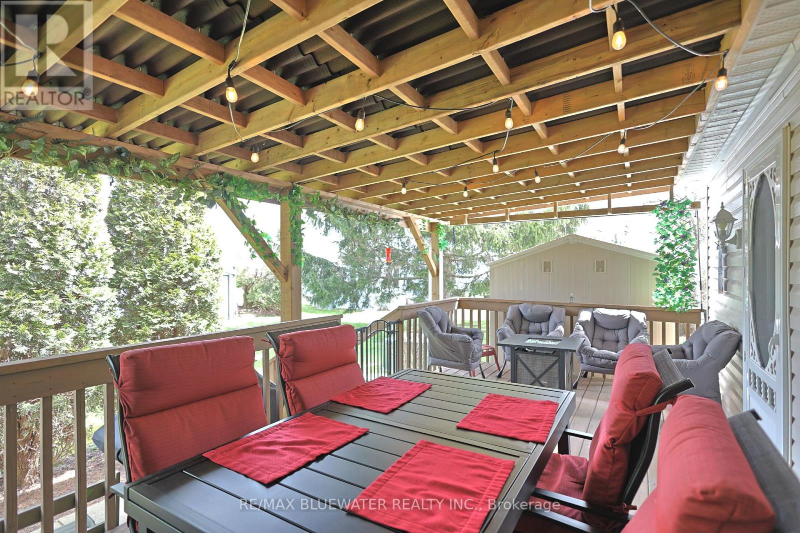 206 Biltmore Drive, South Huron, Ontario  N0M 1T0 - Photo 20 - X13029116