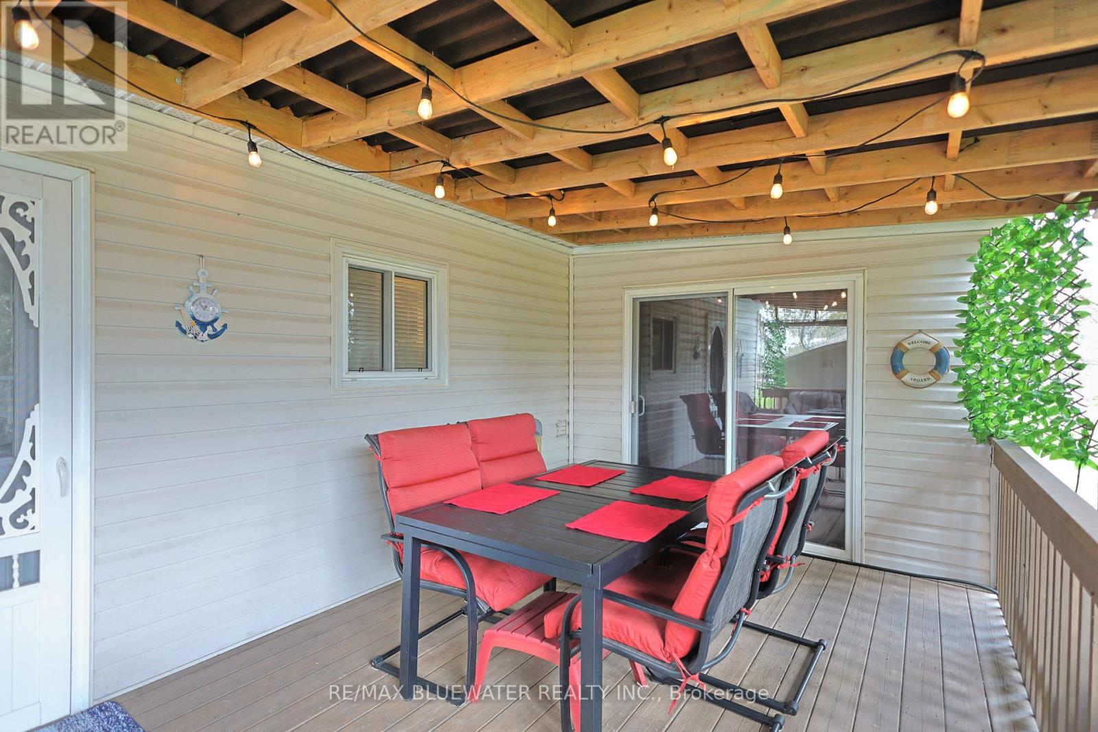 206 Biltmore Drive, South Huron, Ontario  N0M 1T0 - Photo 23 - X13029116