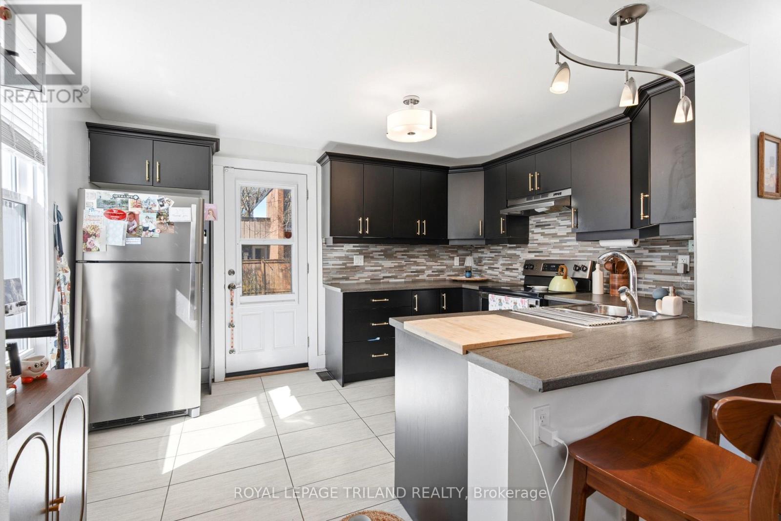 81 Dillabough Street, London East, Ontario  N5Z 2B9 - Photo 8 - X13029326