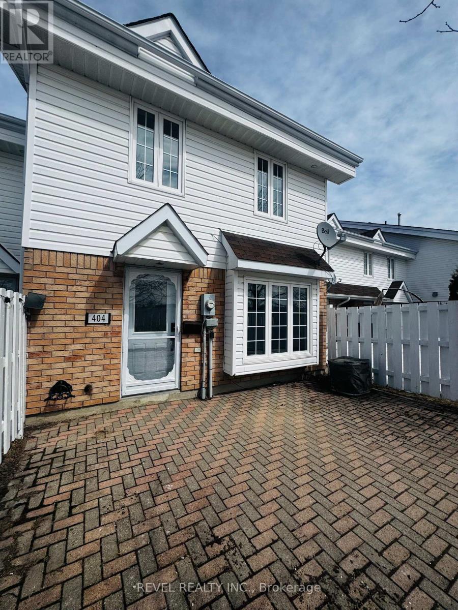 Unit 404 - 630 Lonergan Boulevard, Timmins (Tnw - Riverpark), Ontario  P4P 1H3 - Photo 1 - T13029176