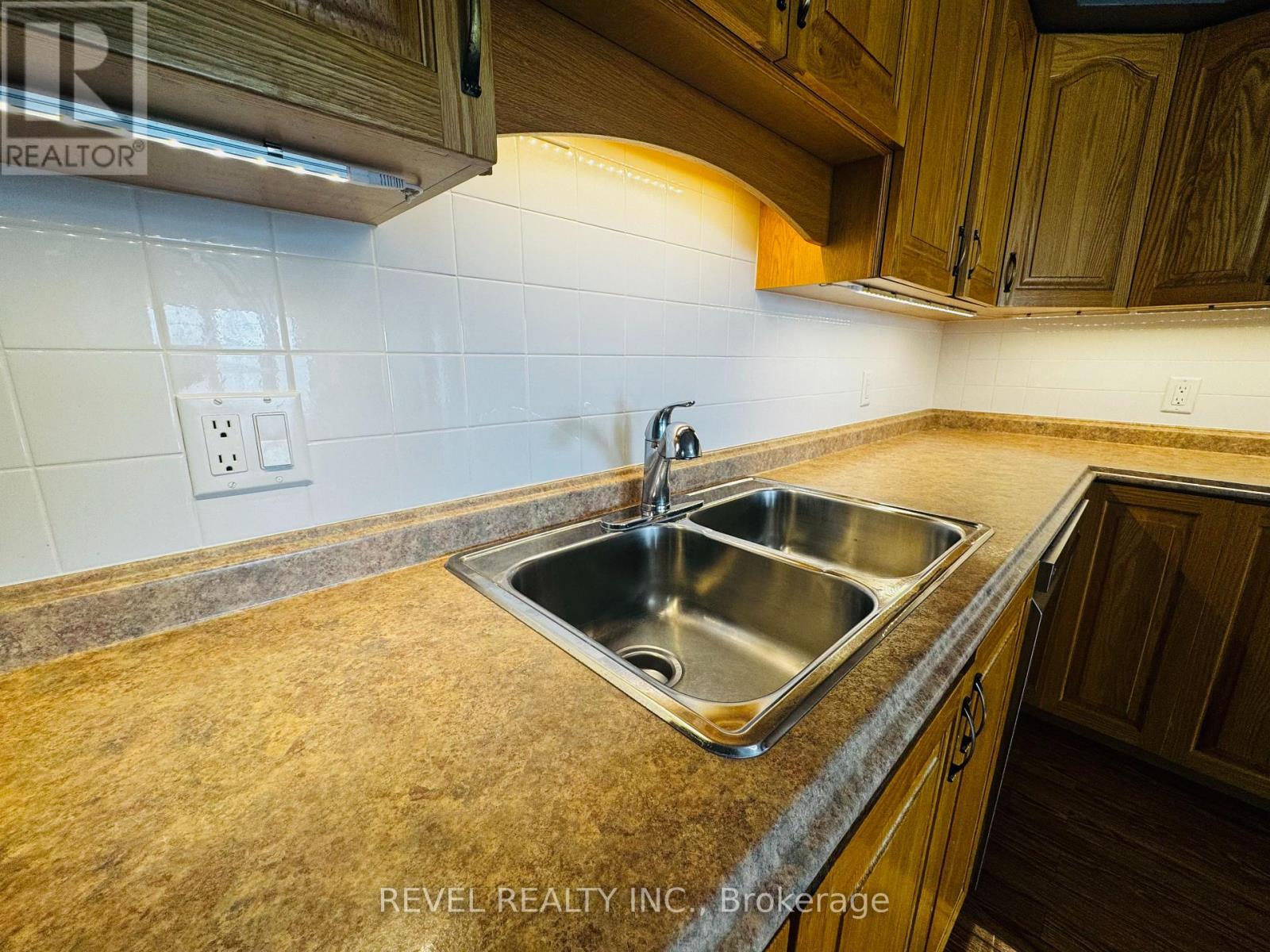Unit 404 - 630 Lonergan Boulevard, Timmins (Tnw - Riverpark), Ontario  P4P 1H3 - Photo 6 - T13029176
