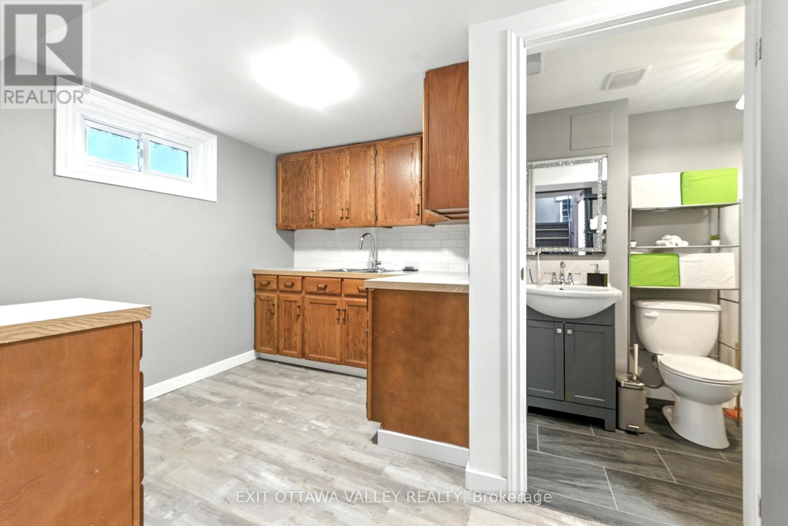 49 Glendale Avenue, Deep River, Ontario  K0J 1P0 - Photo 29 - X13029294