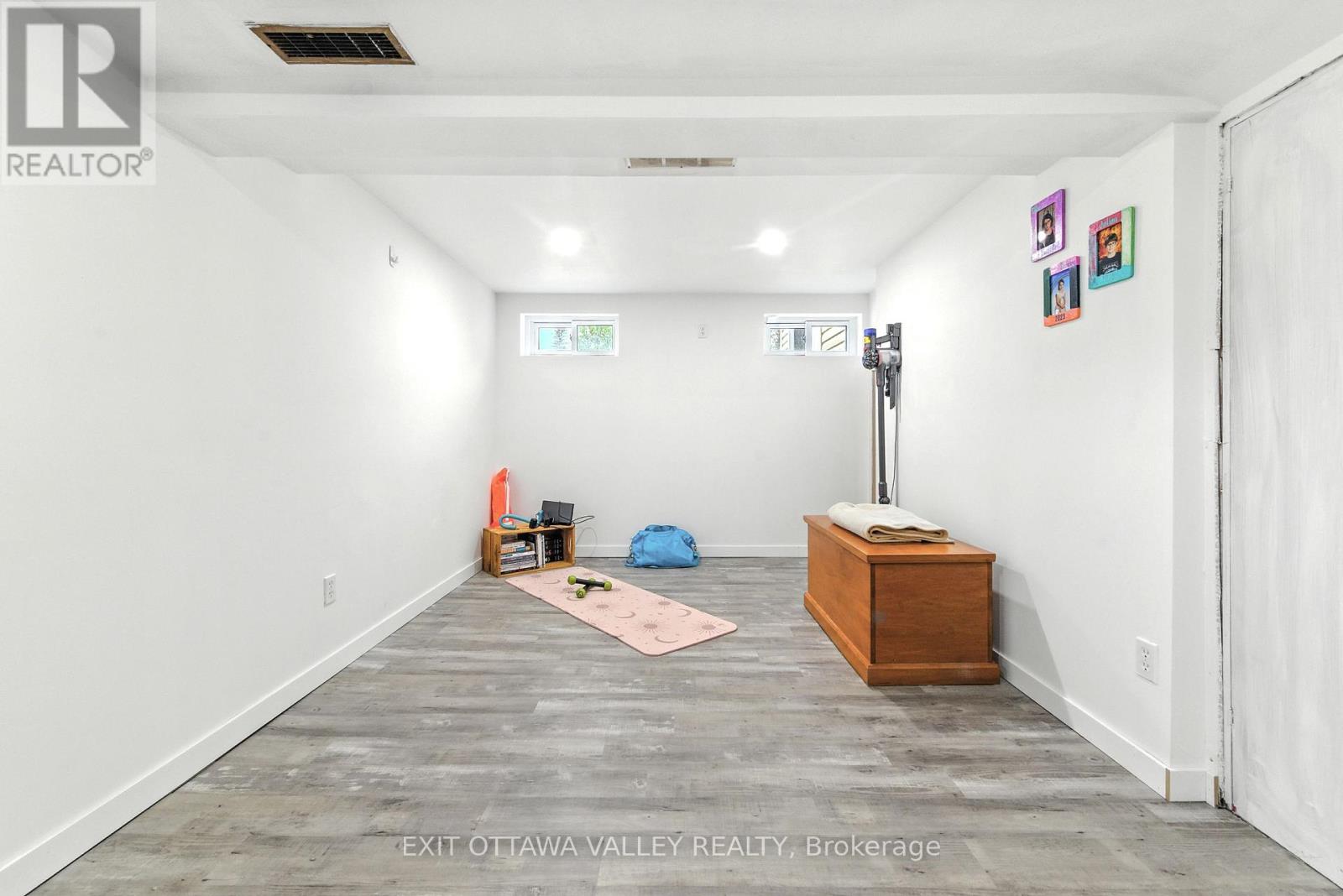 49 Glendale Avenue, Deep River, Ontario  K0J 1P0 - Photo 32 - X13029294